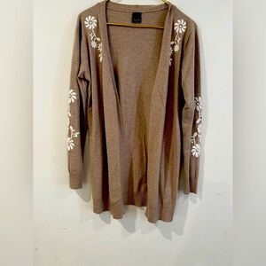 AAEDA Embroidered cardigan in sand color, medium size